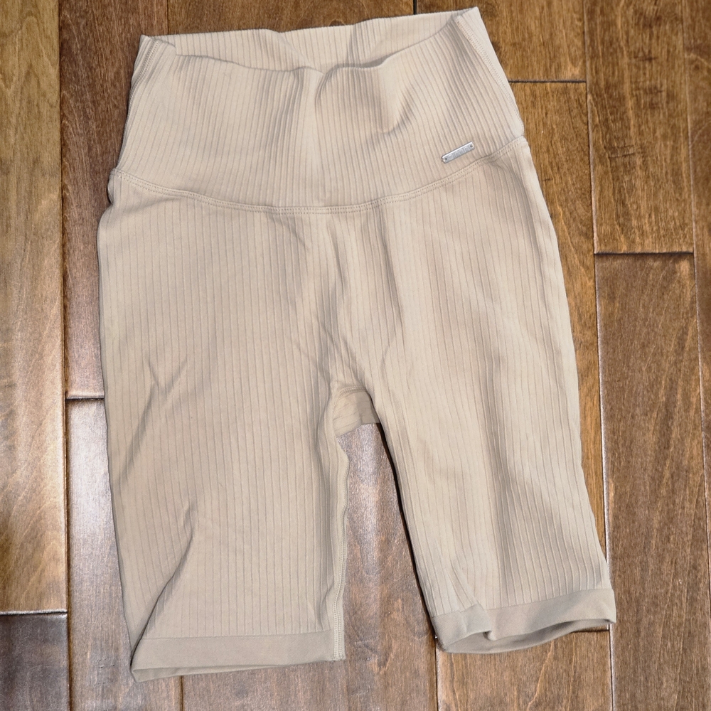Light Beige Ribbed Biker Shorts